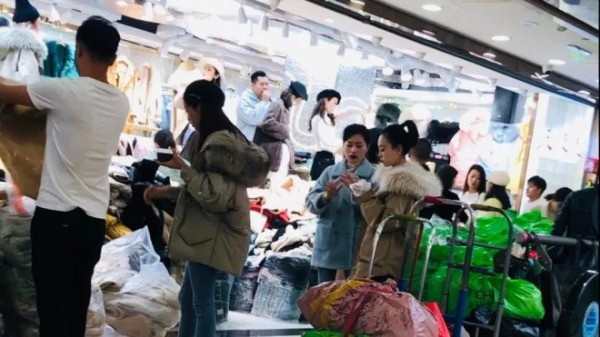 义乌有没有批发小孩子衣服的地方 义乌篁园童装批发在几楼