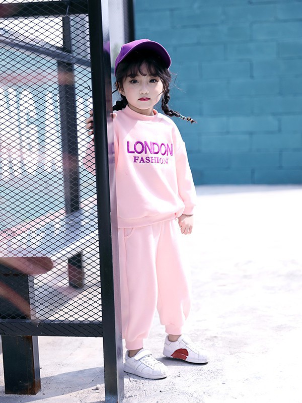 怎么给宝宝搭配更出彩 有哪些实用性强的单品