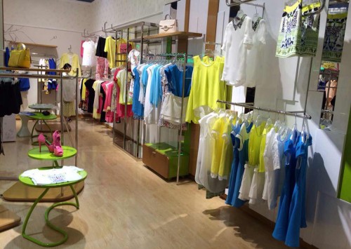 2019年的女装实体店发展前景好吗 开一家女装店需要多少钱