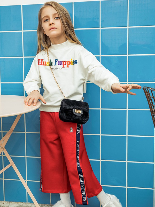 冬季怎么给女宝宝搭配保暖又时尚 暇步士为你支招