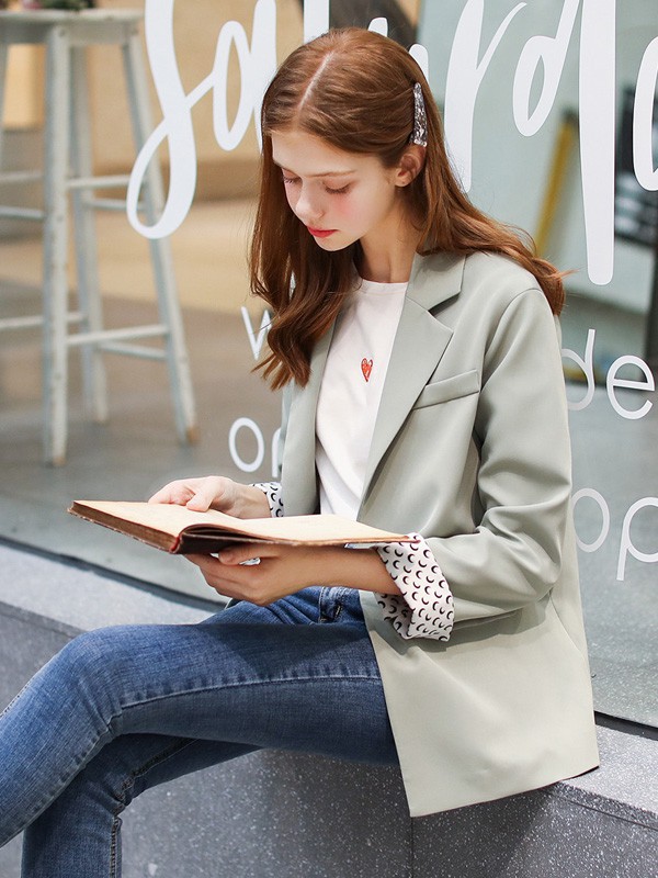 穿搭能获取什么信息 掌握初冬搭配造型不重样