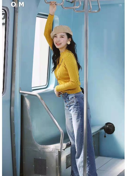 打底衫怎么选 打底衫可以搭配什么下装