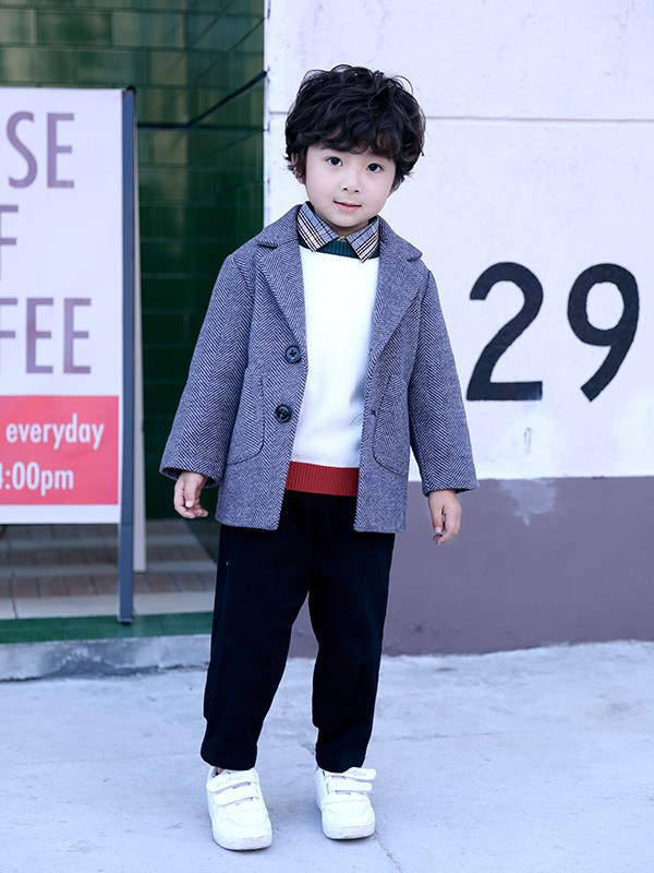 七八岁的小男孩要怎么穿搭 快乐丘比男童穿搭指南