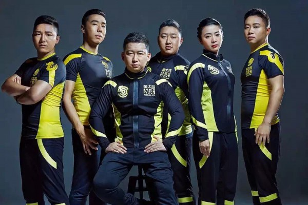 齐全的供应商来了!满足你一整年的职业服采购需求|OUE职业装•团服展