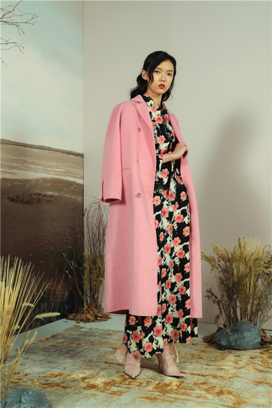 香莎大衣&长裙 撑起冬日浪漫美