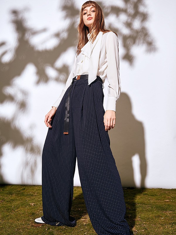 大衣穿什么样的款式好看 为你呈现冬日温暖