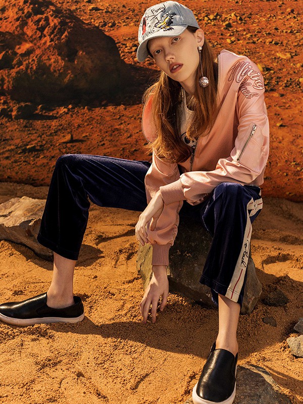 衣服颜色搭配什么样好看 雀啡为你支招