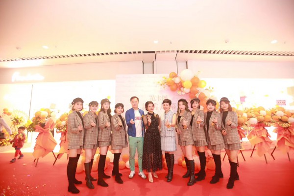 热烈祝贺Fankatu范卡图翔龙店开业大吉 生意兴隆