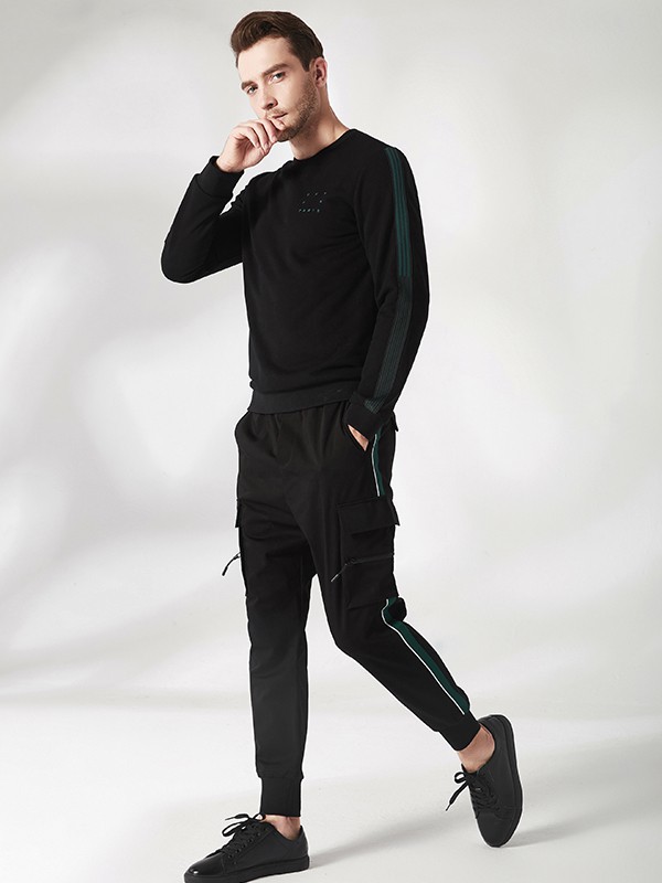 男生留胡子会显老吗?有胡子男生怎么穿衣好看