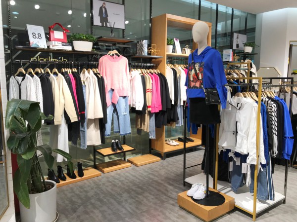 十一月火爆女装加盟项目 丹比奴时尚女装势不可挡