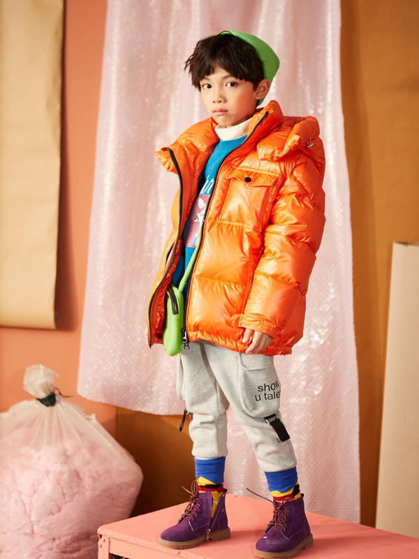 亮色的针织帽配什么颜色衣服 橙色针织帽配什么颜色好看