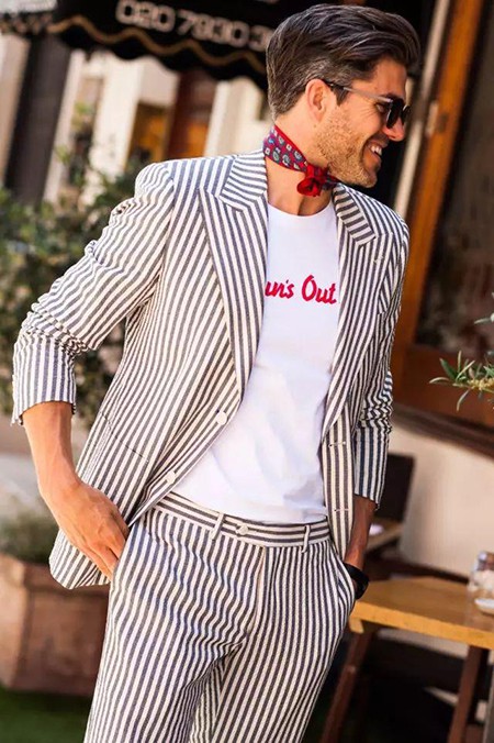 定制西装怎么穿出不正经感觉 西装打造痞帅感