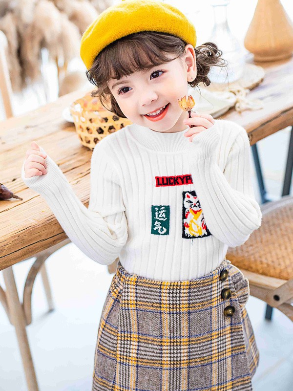 海马毛毛衣怎么穿好看 女童毛衣如何搭配