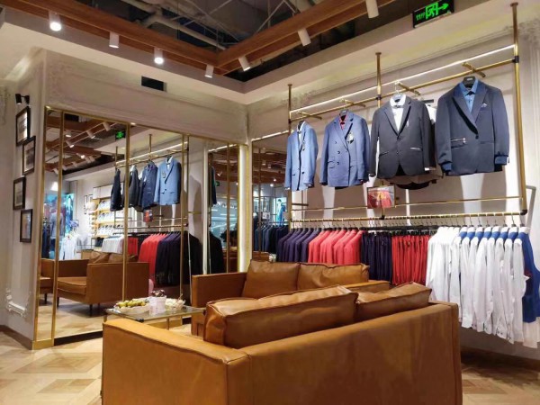 热烈祝贺埃沃定制桂林益华店今日盛大开业!