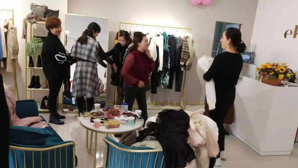 衣之吻原装女装品牌云南腾冲店即将盛大开业 敬请期待