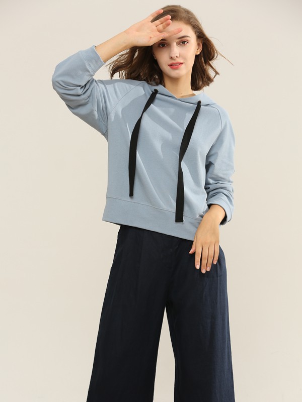 温柔感十足的卫衣搭配 Kenny为你搭配