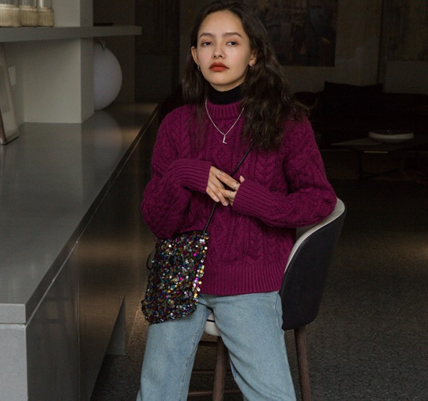 秋冬天穿的套头衫有哪些款式呢? 套头衫怎么穿比较时尚