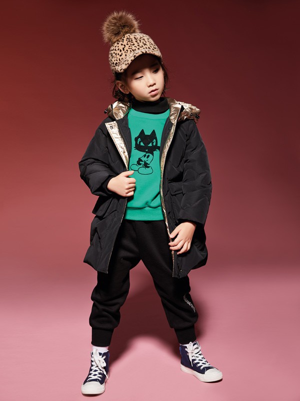 冬天适合戴什么样的帽子 贝雷帽配什么衣服好看