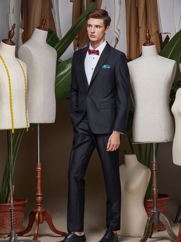 2019服装定制市场如何 开一家服装定制实体店怎么样