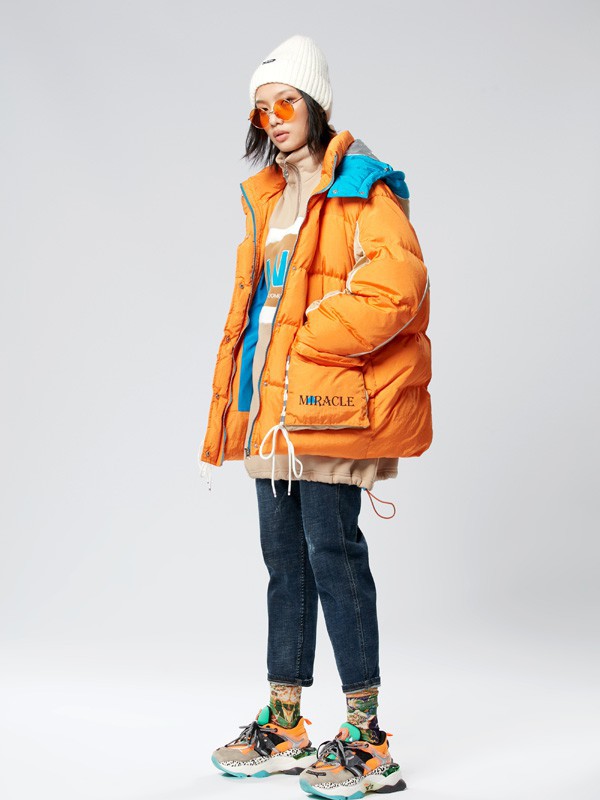 冬季羽绒服款式推荐 轻松穿出高级潮流范