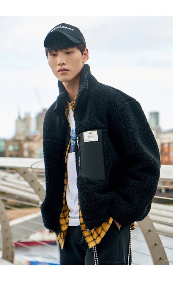 摇粒绒单品要怎么清洗 男生穿摇粒绒外套要怎么穿搭