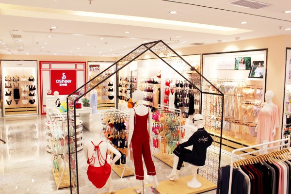 内衣店如何装修更吸引顾客?