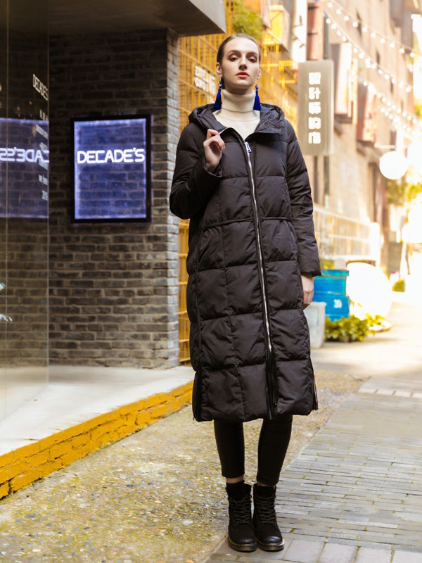 长款羽绒服怎么穿不显得笨重