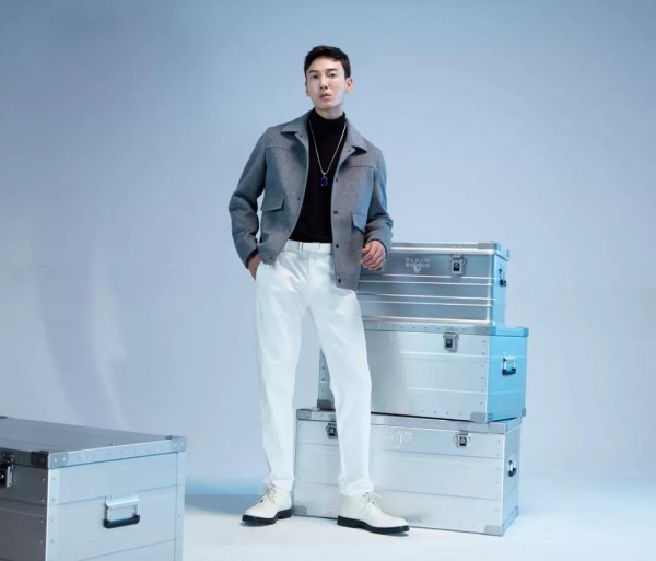 保持内心的温度 这个冬季你当然不能缺少一件大衣