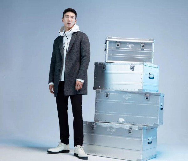 保持内心的温度 这个冬季你当然不能缺少一件大衣