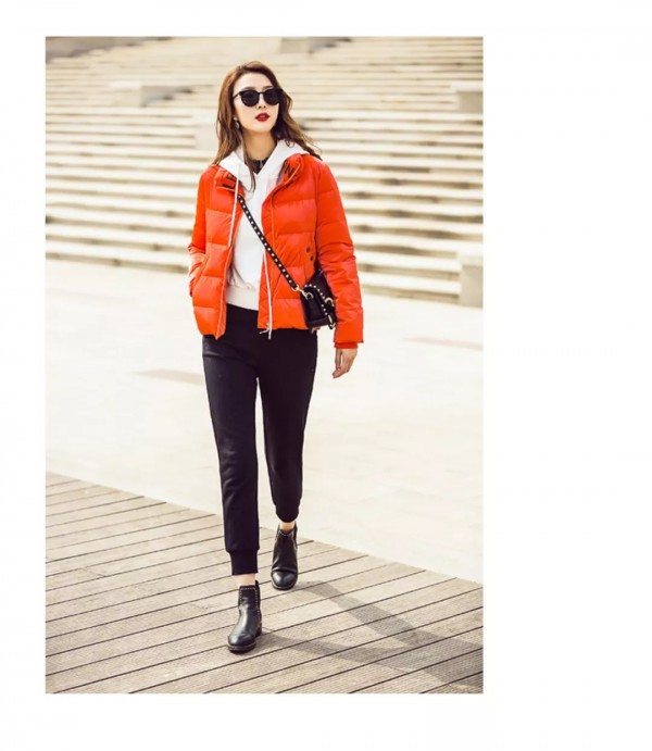 白鸭绒羽绒服 从里到外温暖你的心