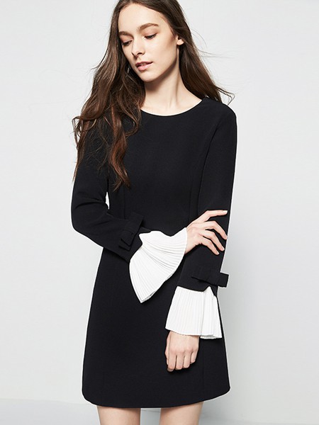 冬季优雅内搭 让这些内搭穿出你的气质