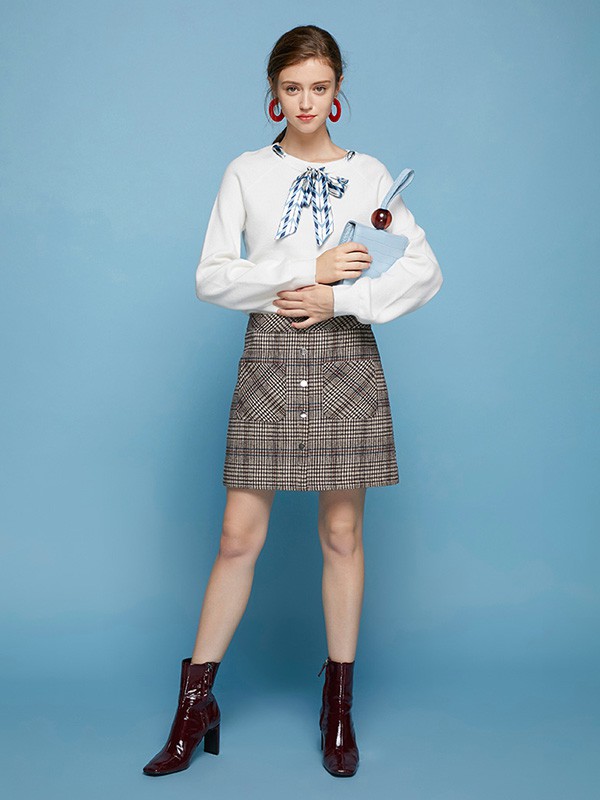 cache cache是什么品牌怎么读 cache cache教你冬季半身裙配什么鞋子