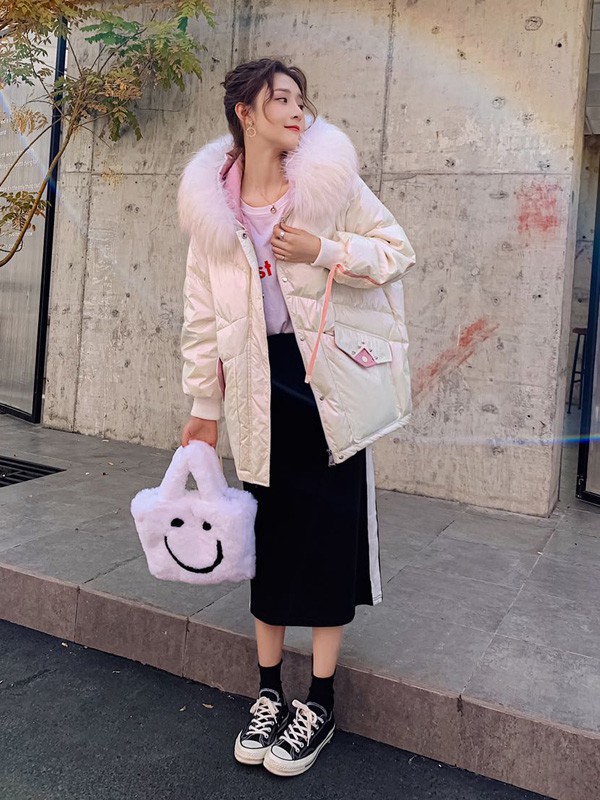 短款羽绒服显高又显瘦 冬季你值得拥有一款