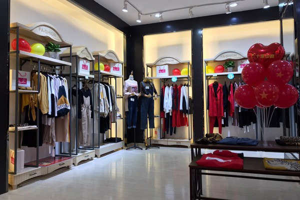 临近过年开一家女装店 如何在竞争中脱颖而出