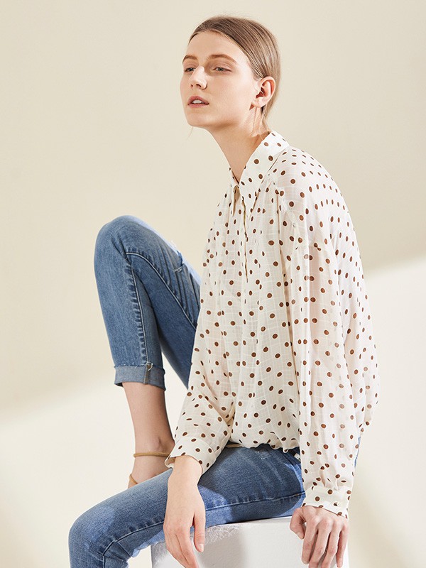 一线城市开什么品牌女装店赚钱 加盟沙与沫女装需要多少钱