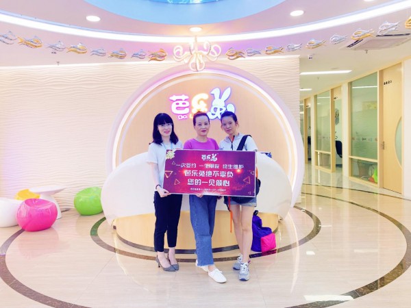 比较出名的童装品牌怎么联系