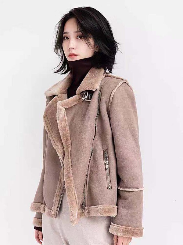 复古麂皮绒单品搭配 高级感尽显