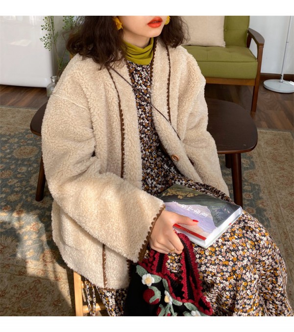 圣诞节约会穿什么颜色的衣服 圣诞节约会穿绿色怎么样