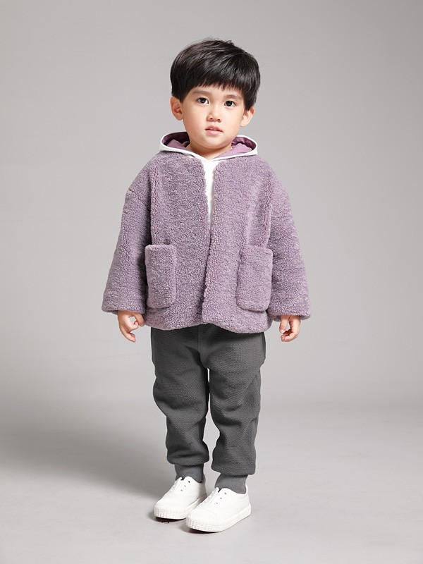 羊羔绒外套保暖性强吗 儿童羊羔绒外套怎么穿