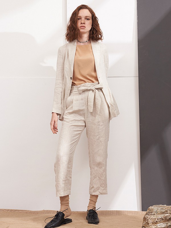 怎么才能将自己的优雅展现出来 将自己的气质穿出来