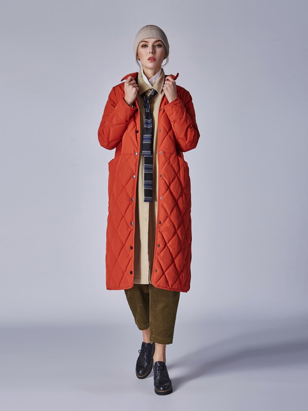 砖红色配什么颜色好看 砖红色冬装外套要怎么穿