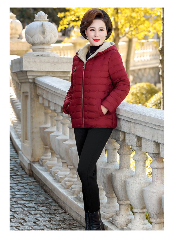 中老年女装冬装怎么买 妈妈款冬装有哪些好看的款式