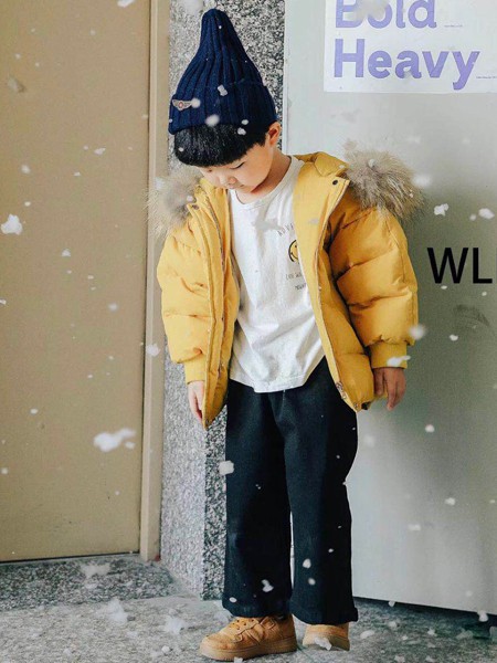 冬天男孩子穿什么样的外套好看 羽绒服怎么样