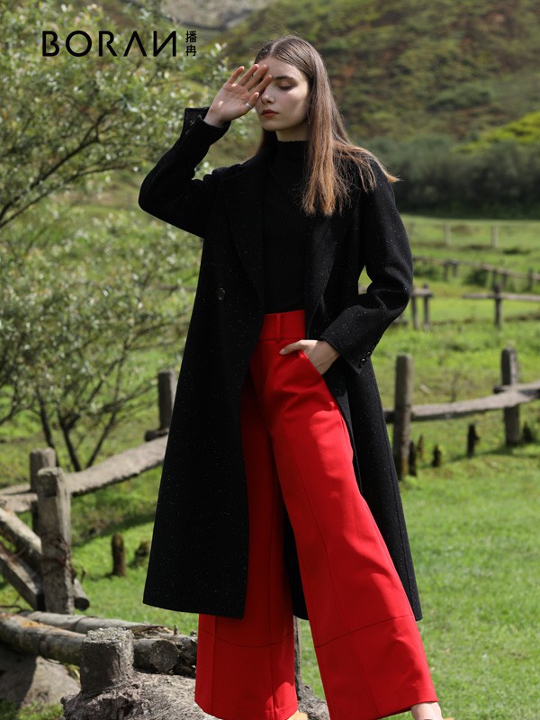 今年秋冬 你怎么能确实一件呢子大衣呢