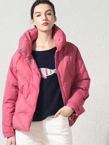 约布女装怎么样 白色羽绒服里面怎么搭配好看