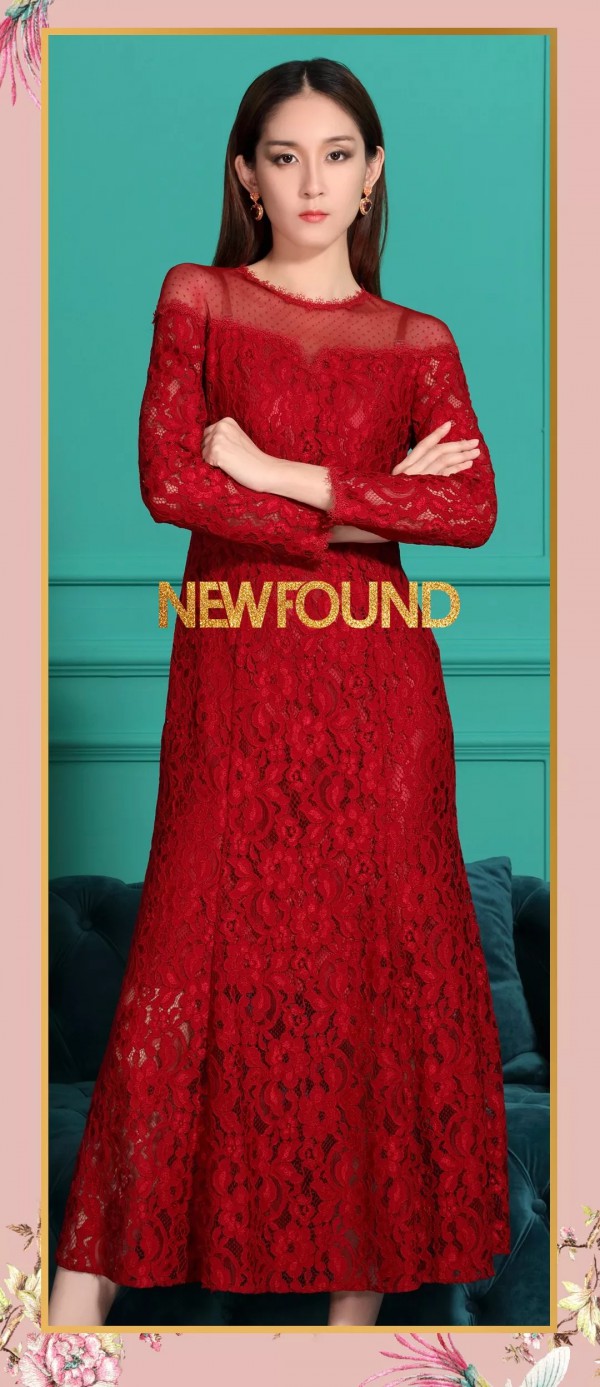 大衣里面搭配连衣裙好看吗