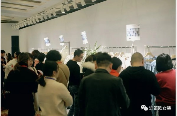 迪笛欧女装2020夏时尚发布会完美谢幕!