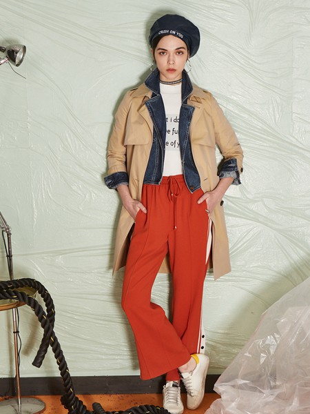 时髦外套穿搭 马克华菲女装为你解答