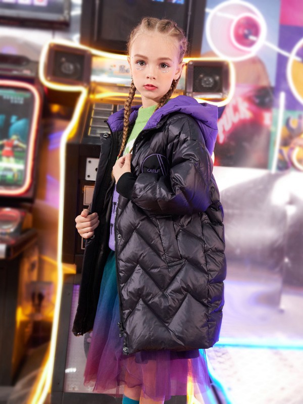 羽绒服上有油要怎么清洗 穿什么颜色的衣服耐脏