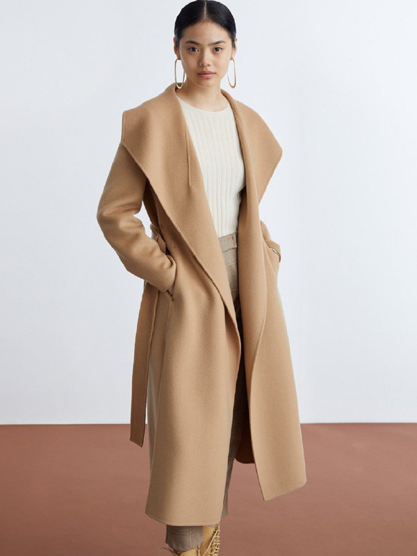 什么颜色呢大衣好看 红色呢大衣里面配什么颜色